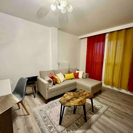 Charmand Pied-a-terre Between Paris And Disneyland Apartment Villiers-sur-Marne